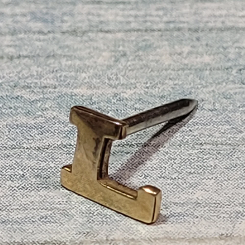 Vintage Anson 14K L Initial Tie Tack.